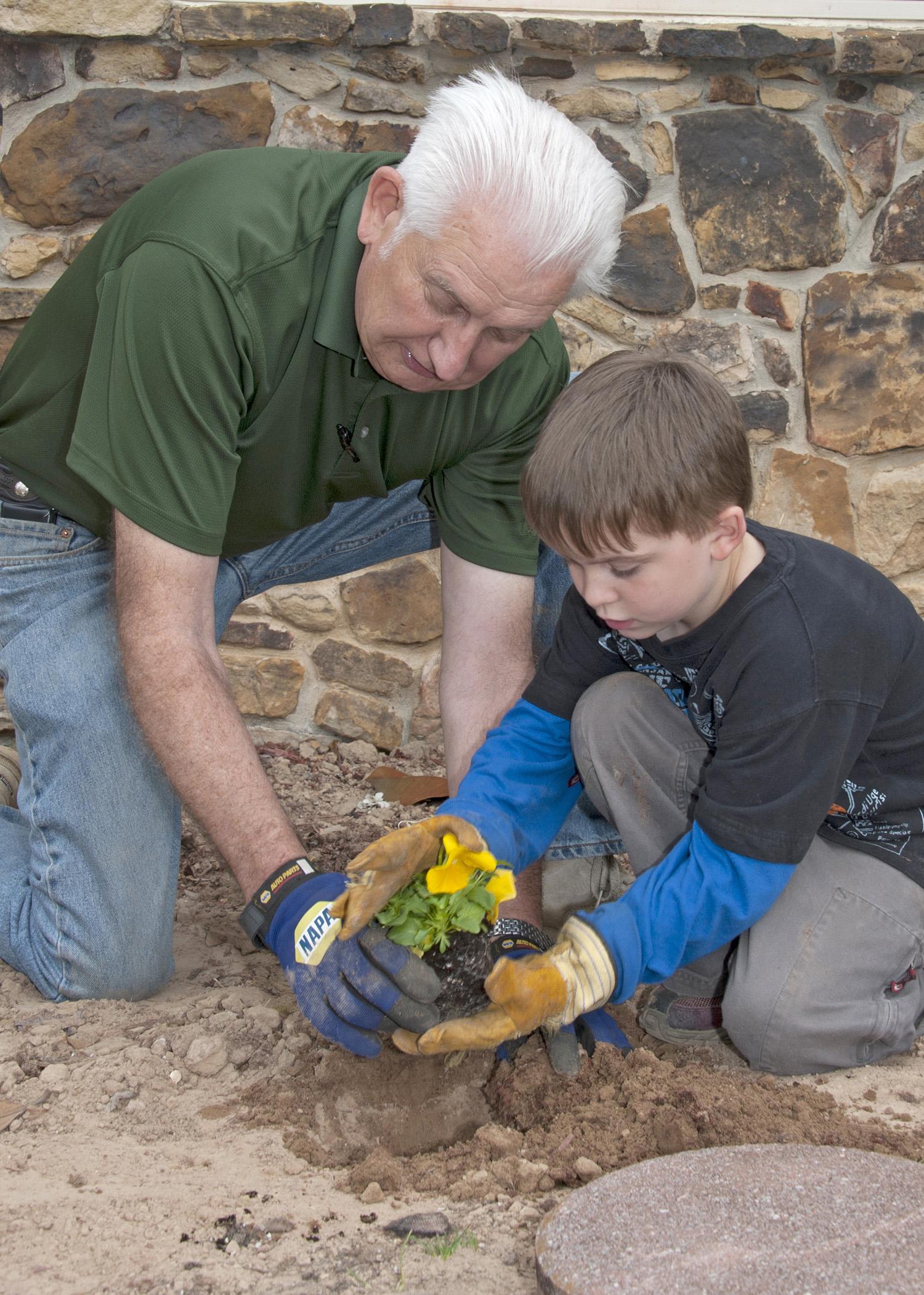 Father's Day is an ideal time to gift the gardening enthusiast with tools to make practicing his hobby even better. (Photo by MSU Ag Communications/Kat Lawrence)to by MSU Extension Service/Gary Bachman)