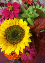 Floral enthusiasts and professionals can learn to make arrangements like this one during five hands-on floral design workshops this summer offered by Jim DelPrince, floral design specialist with the Mississippi State University Extension Service. (Photo by MSU Extension Service/Jim DelPrince)