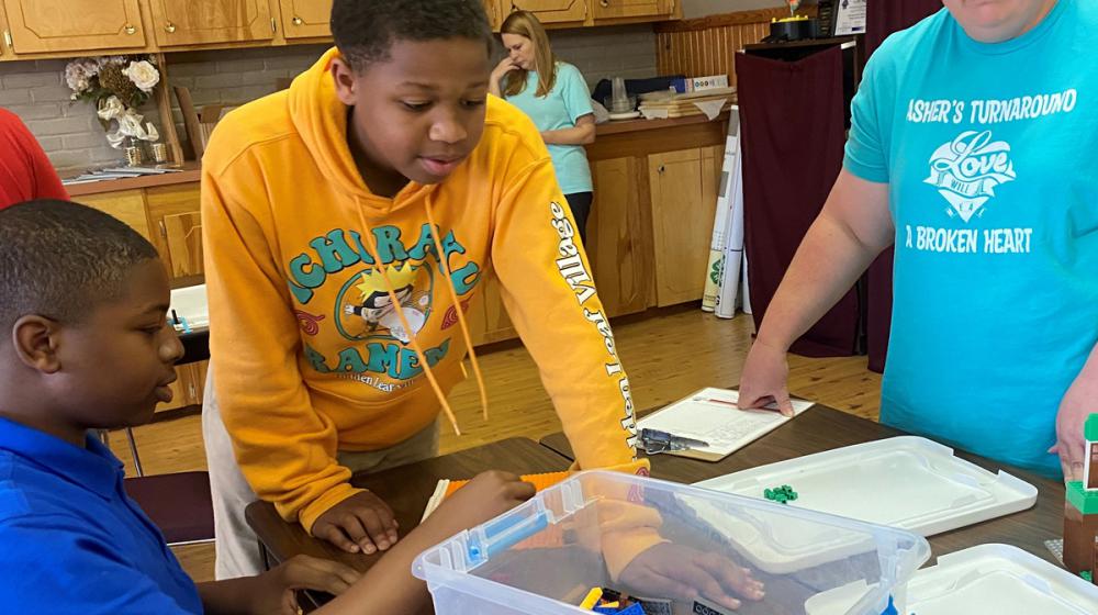 Kids learning about robotics.